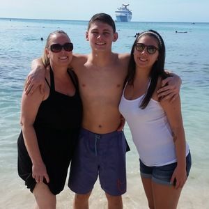 Meet your Posher, Sherry